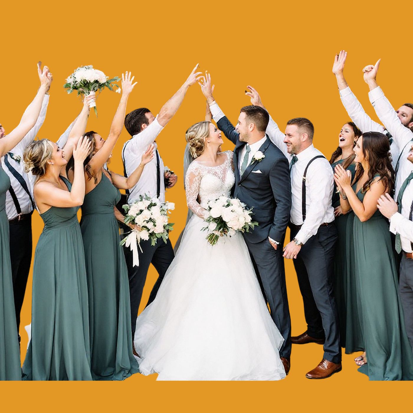 Casal de noivos celebrando com padrinhos e madrinhas em festa de casamento, simbolizando os drinks Quetzalli para brindar momentos especiais.