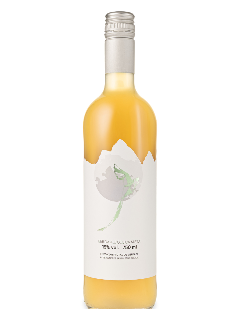 Quetzalli-750-Cachaca-Cambuci-Abacaxi-Garrafa-02.png